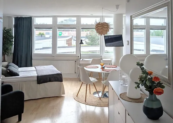 Henniina V - With Free Parking Huoneisto Haukipudas